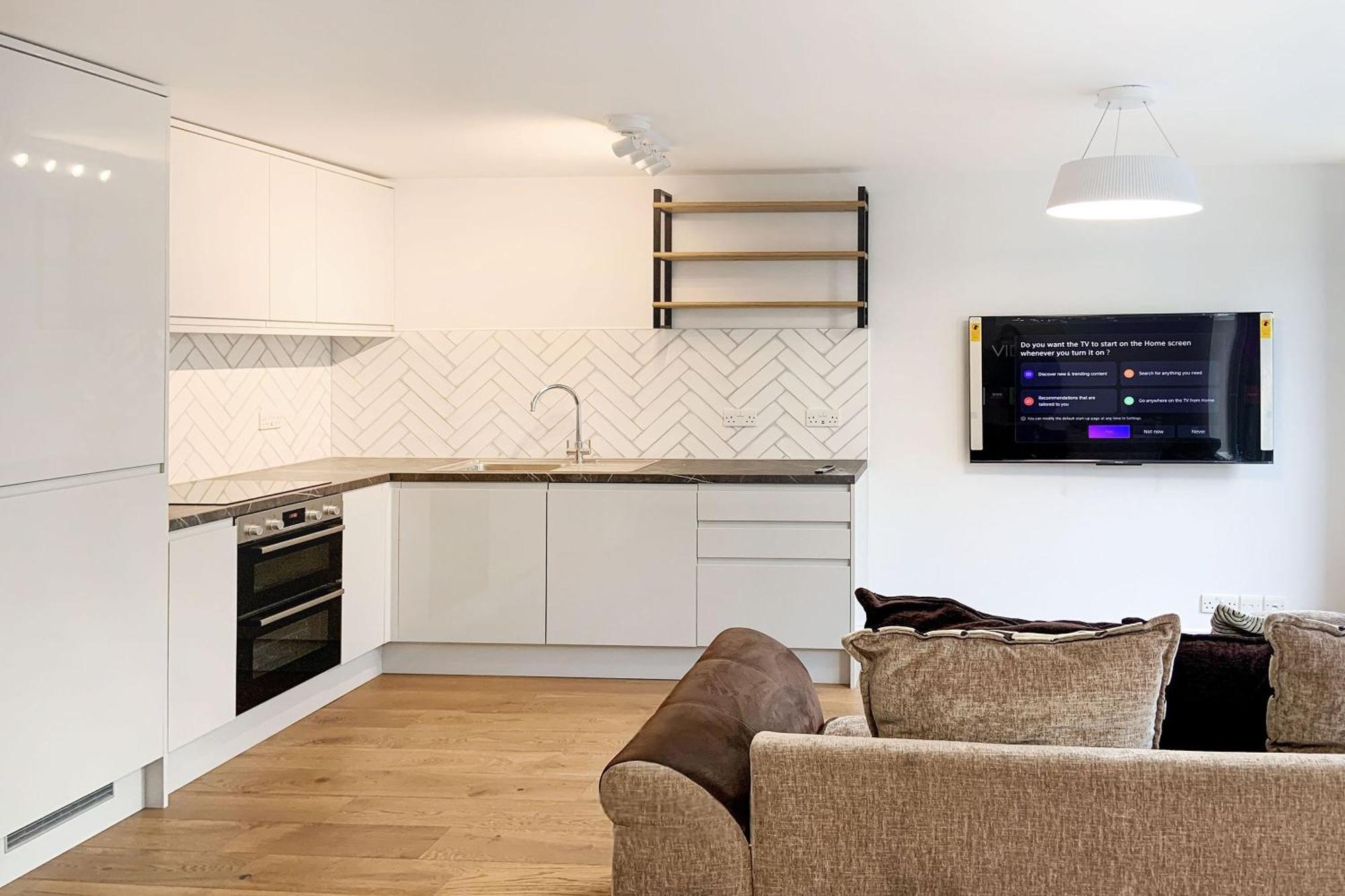Flat - Broadwood Terrace, W8